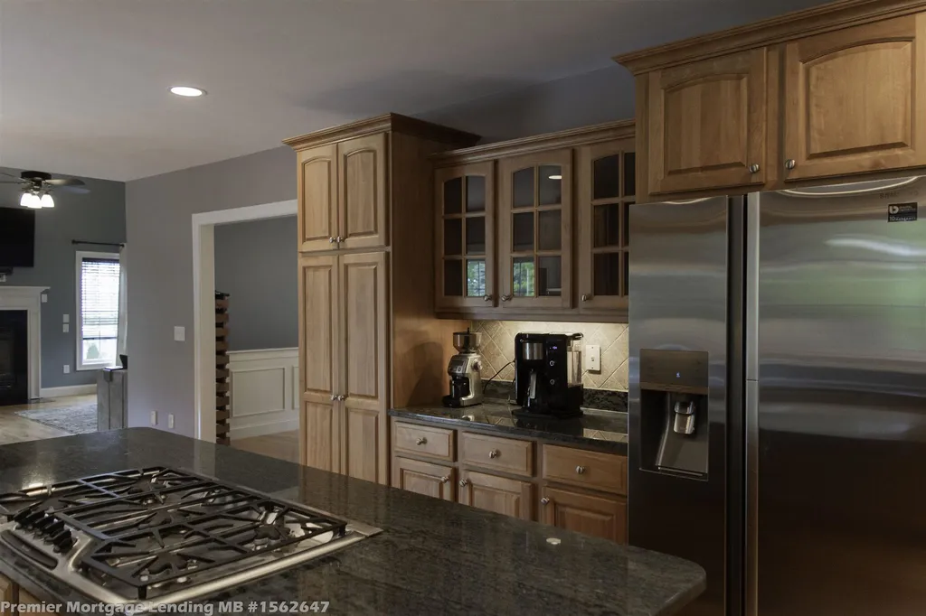 49 Lannan Drive Pelham NH 03076