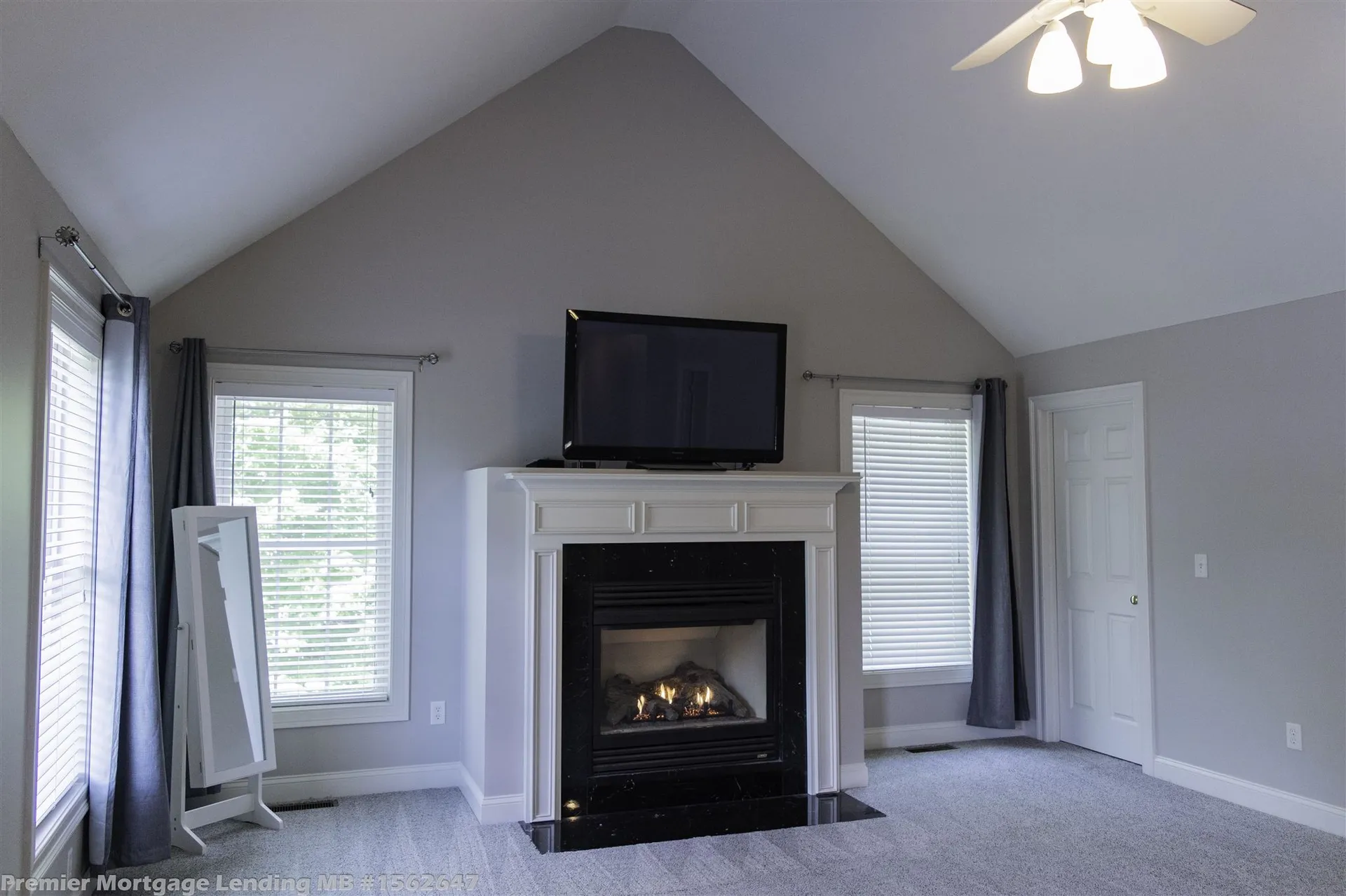 49 Lannan Drive Pelham NH 03076