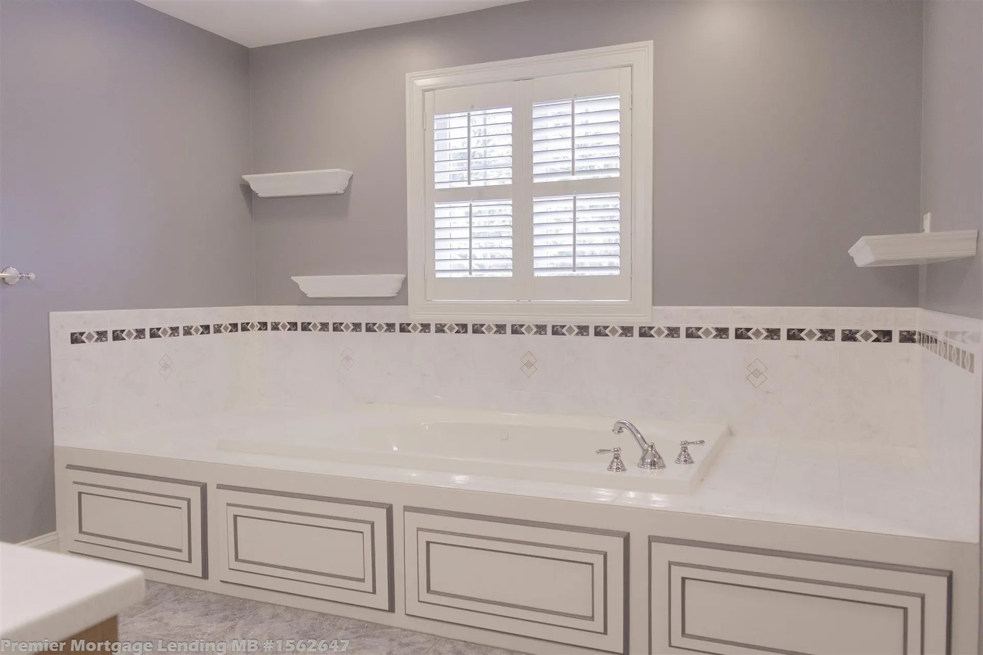 49 Lannan Drive Pelham NH 03076
