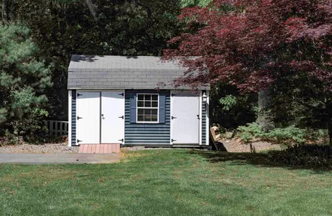 49 Lannan Drive Pelham NH 03076