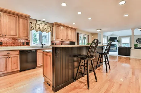 38 Rockwood Terrace Auburn NH 03032