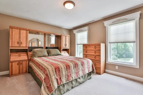 38 Rockwood Terrace Auburn NH 03032