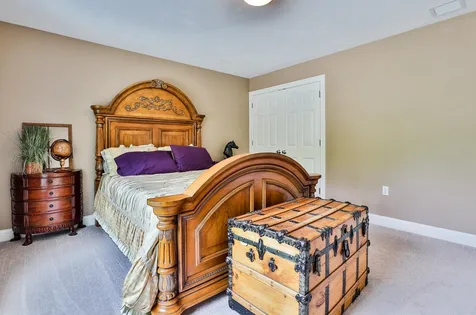 38 Rockwood Terrace Auburn NH 03032