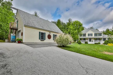 38 Rockwood Terrace Auburn NH 03032
