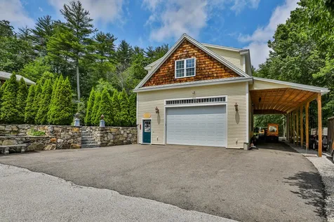 38 Rockwood Terrace Auburn NH 03032