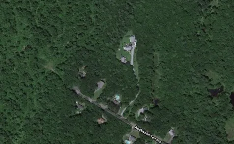 38 Rockwood Terrace Auburn NH 03032