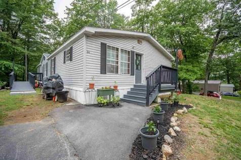 34 Fullam Circle Allenstown NH 03275