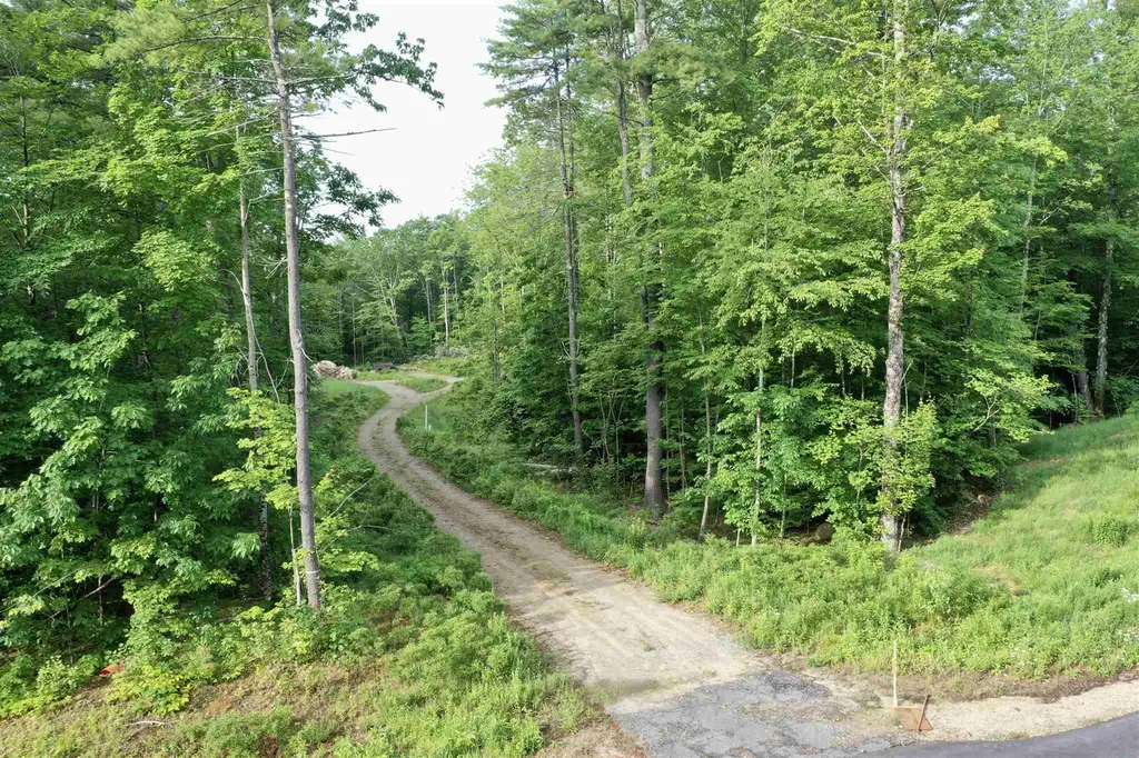40 Pulpit Road Bedford NH 03110