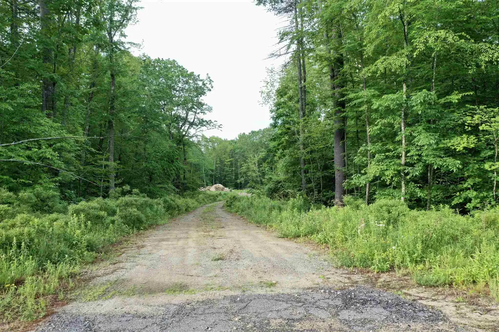 40 Pulpit Road Bedford NH 03110