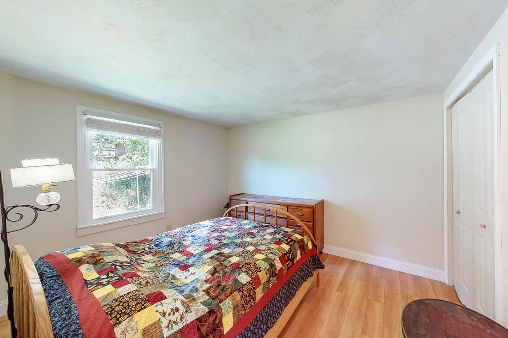 22 Hatch Corner Road Meredith NH 03253