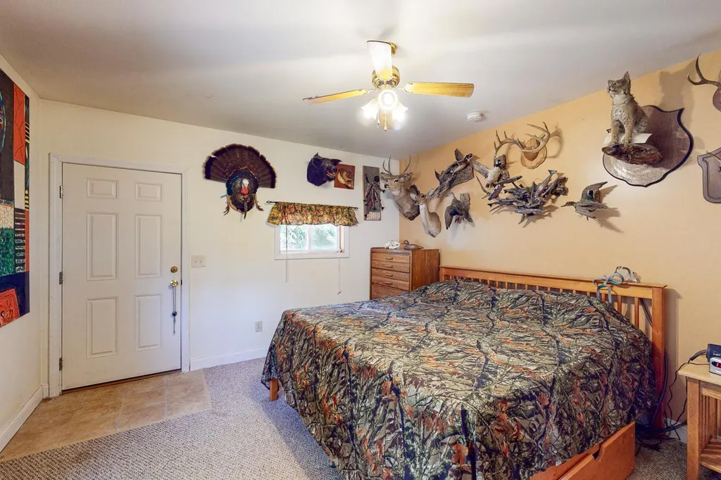 22 Hatch Corner Road Meredith NH 03253
