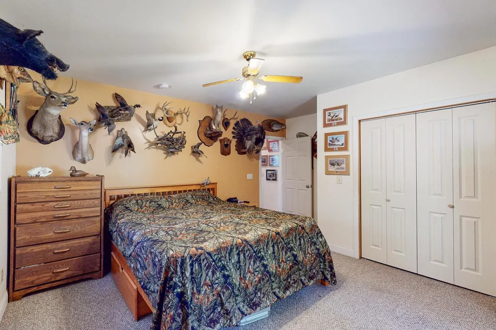 22 Hatch Corner Road Meredith NH 03253