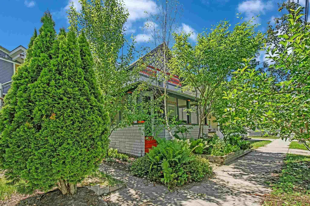 3 Spring Street Burlington VT 05401