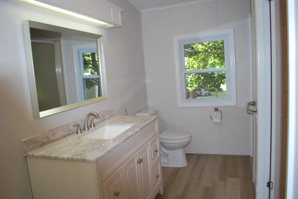11 Greatstone Drive Nashua NH 03063
