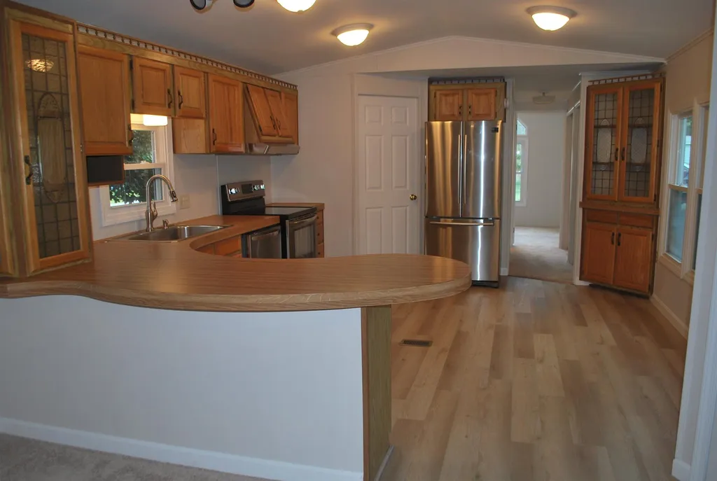 11 Greatstone Drive Nashua NH 03063