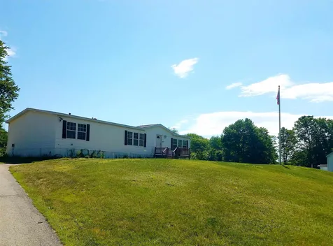 67 Ten Rod Road Farmington NH 03835