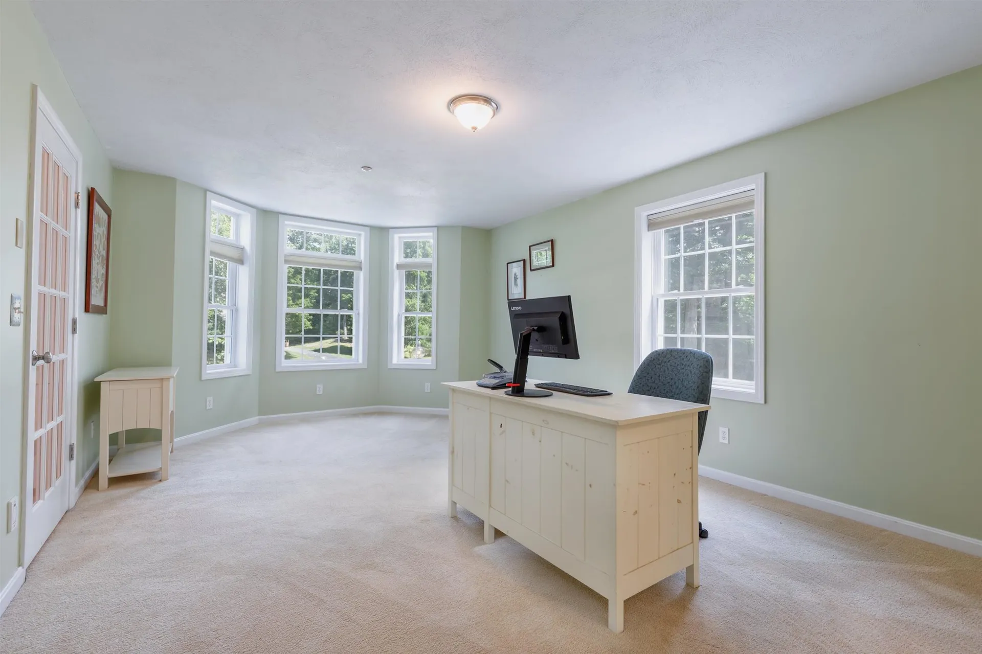 8 Walnut Farm Road Newton NH 03858