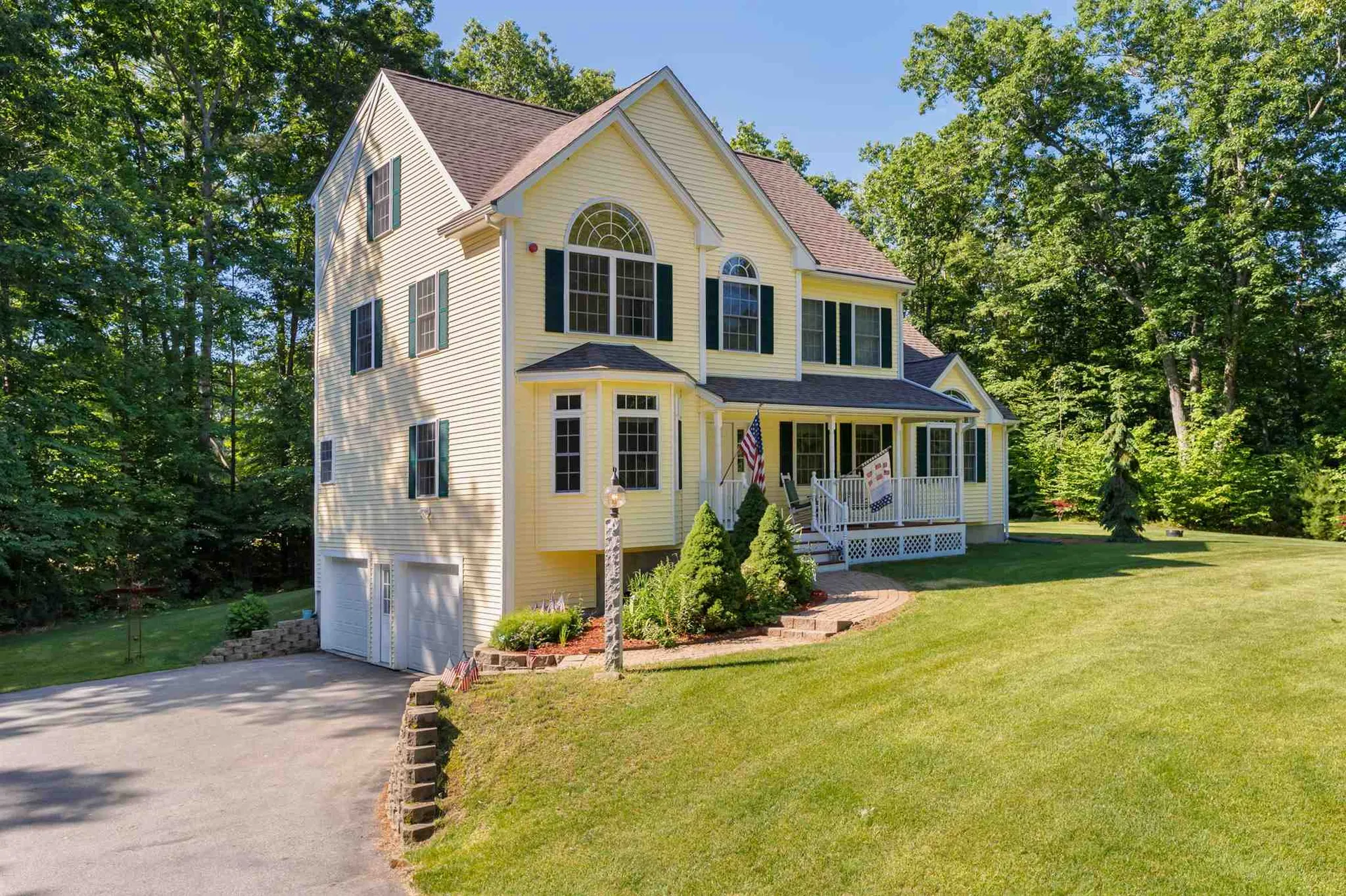 8 Walnut Farm Road Newton NH 03858