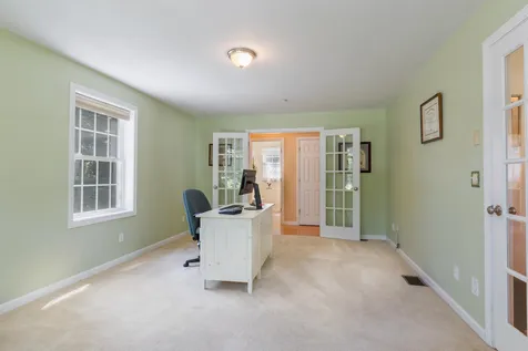 8 Walnut Farm Road Newton NH 03858