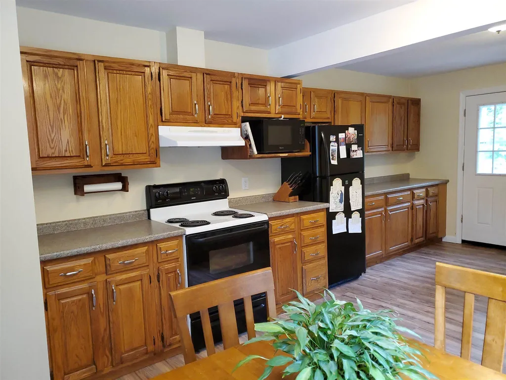 408 Howe Hill Road Grantham NH 03753