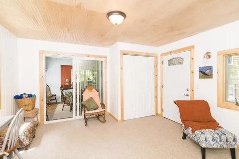 4 Williams Road Hillsborough NH 03244