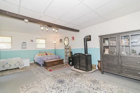 4 Williams Road Hillsborough NH 03244