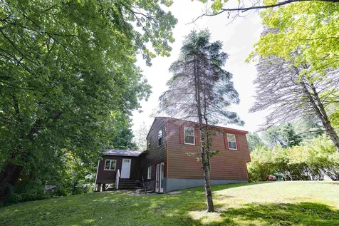 4 Williams Road Hillsborough NH 03244