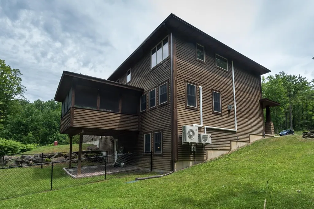 255 West Sleepy Hollow Road Essex VT 05452