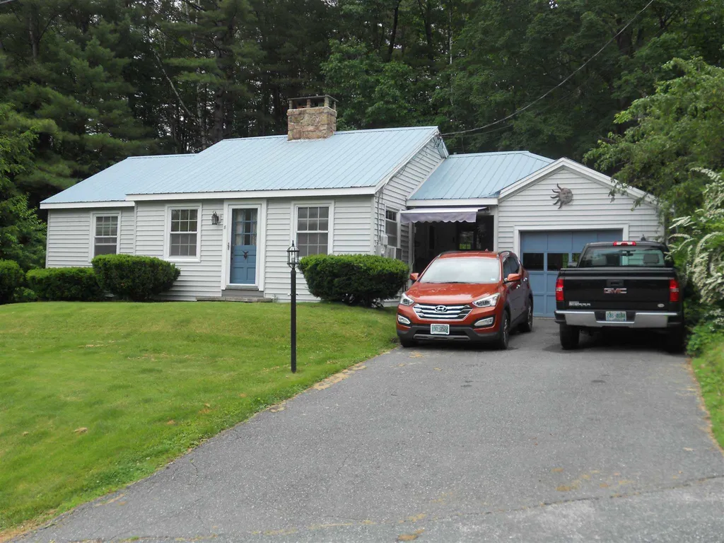 8 Dexter Hill Road Claremont NH 03743