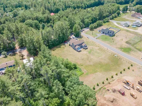 7208 School Street Loudon NH 03307
