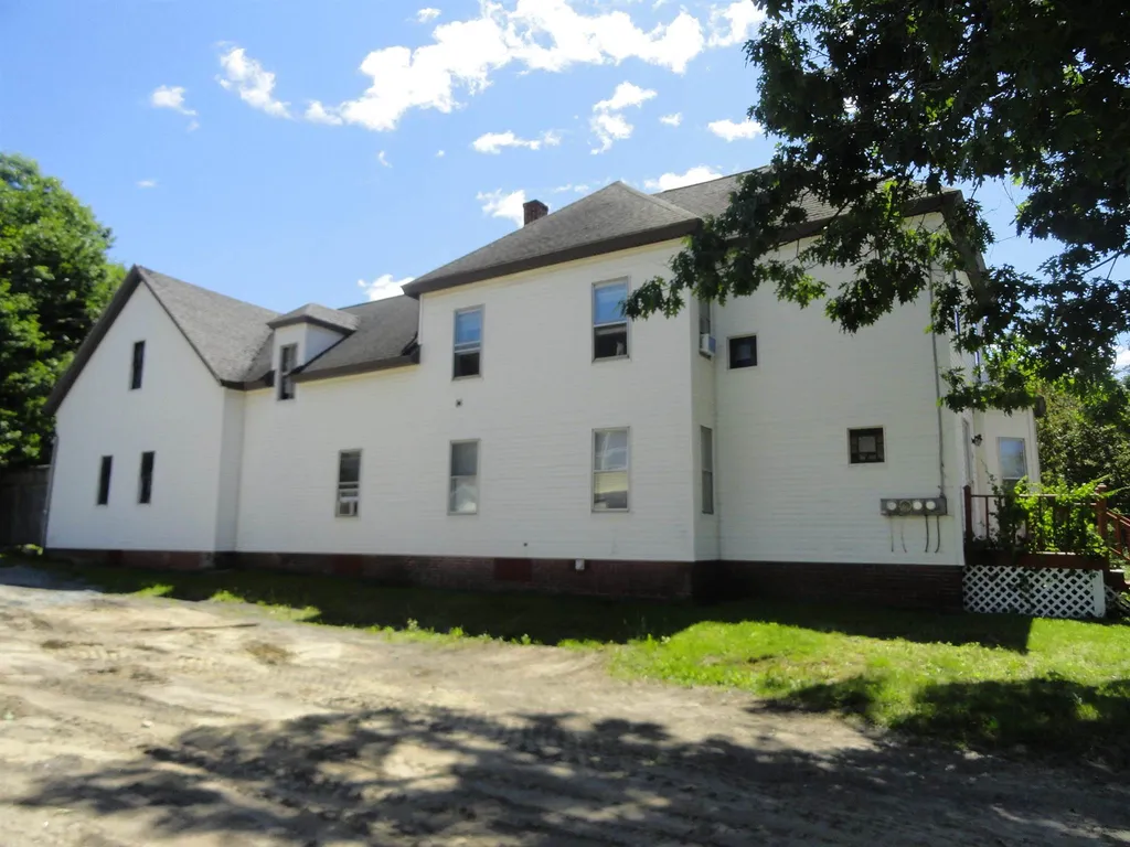 56 Laurel Street Newport NH 03773