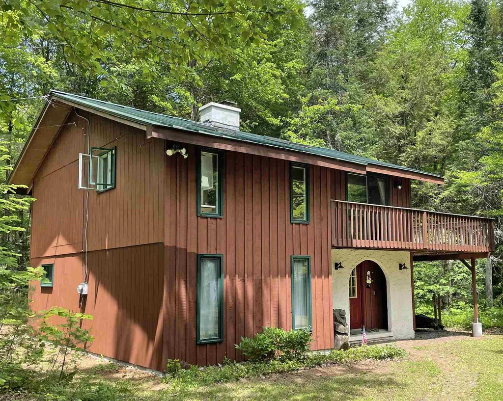 227 Old Sawmill Road Londonderry VT 05148