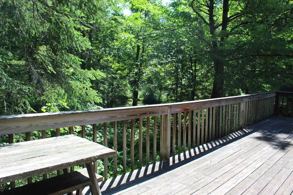 227 Old Sawmill Road Londonderry VT 05148
