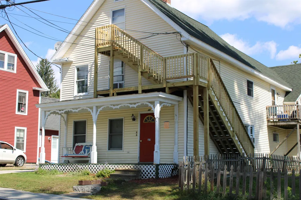 27 Church Street Hillsborough NH 03244