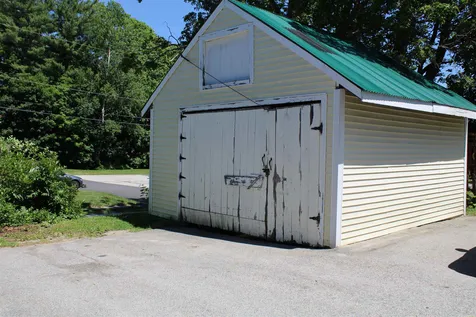 27 Church Street Hillsborough NH 03244