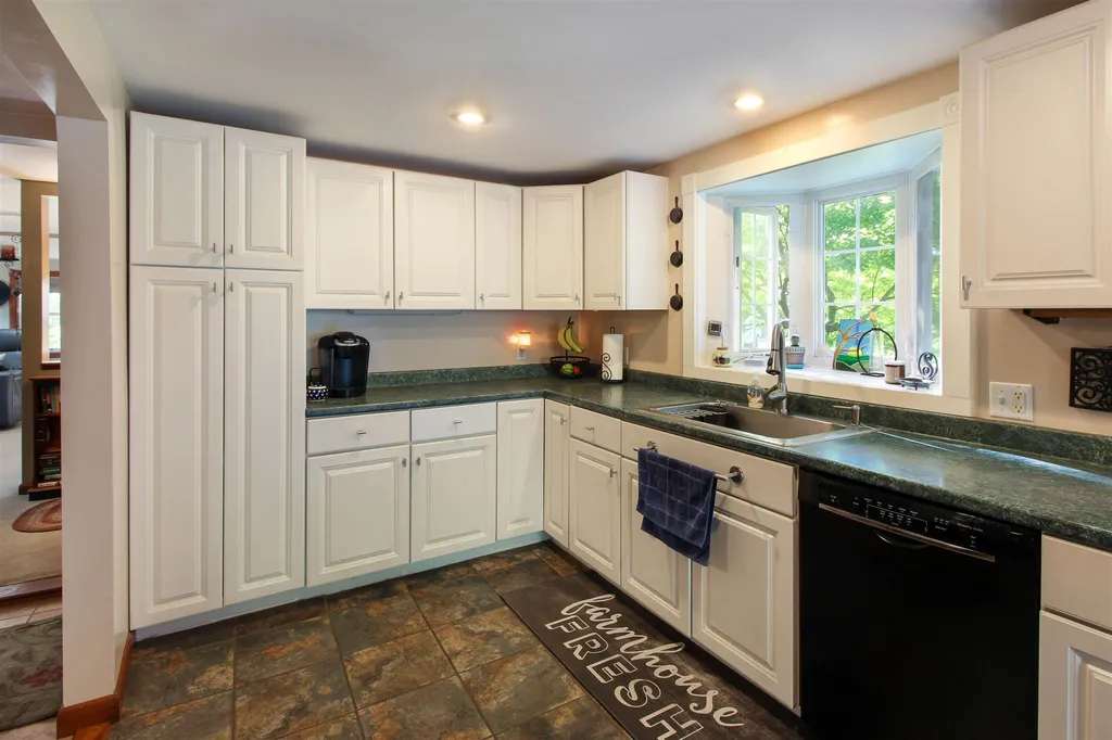 22 Hodgekins Place North Grand Isle VT 05458