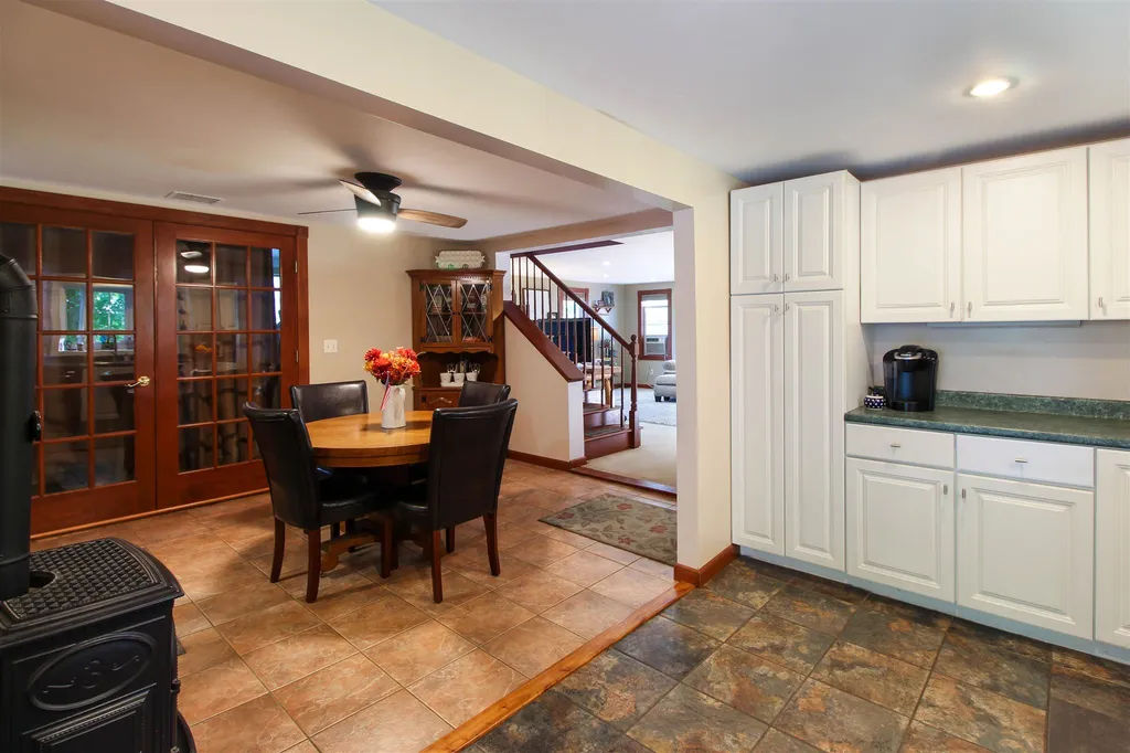 22 Hodgekins Place North Grand Isle VT 05458