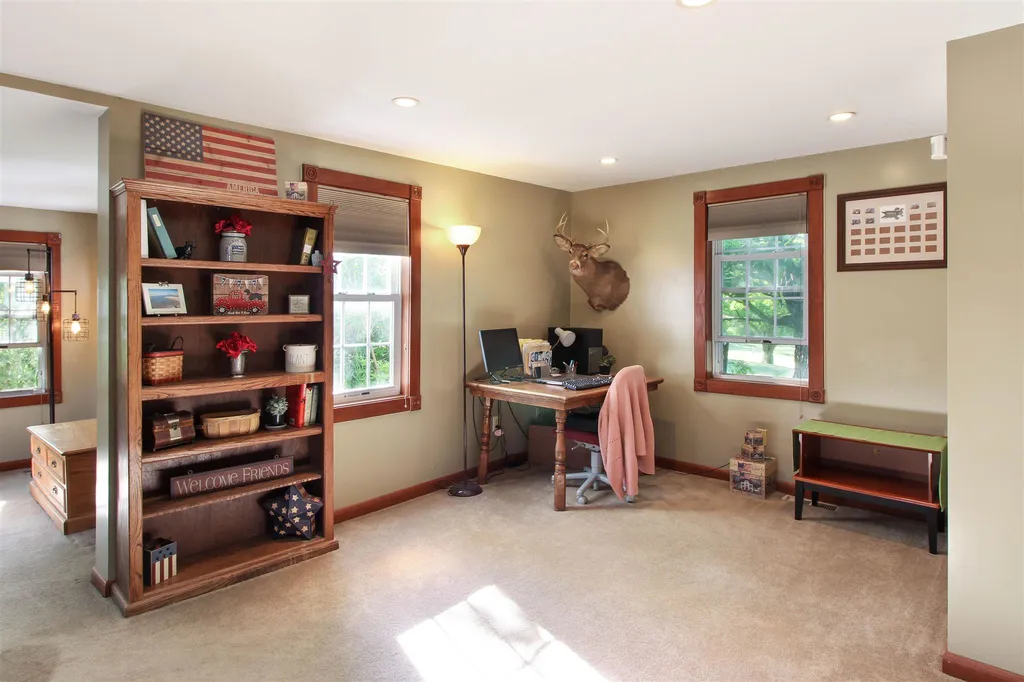 22 Hodgekins Place North Grand Isle VT 05458