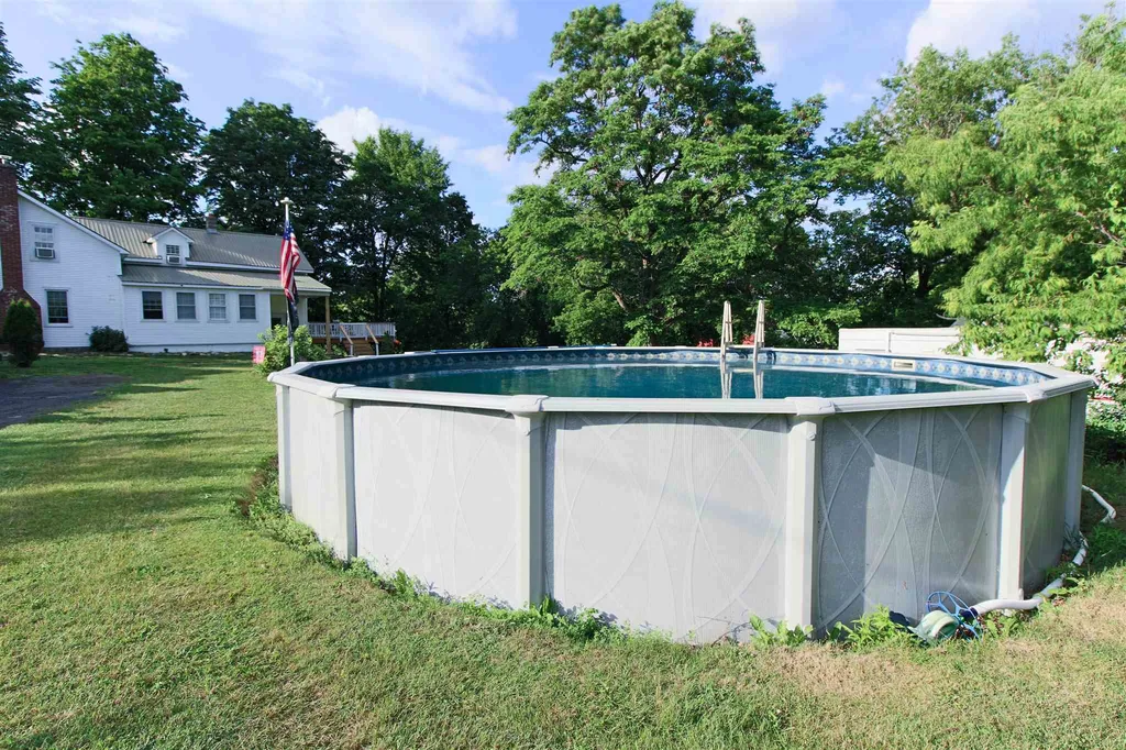 22 Hodgekins Place North Grand Isle VT 05458
