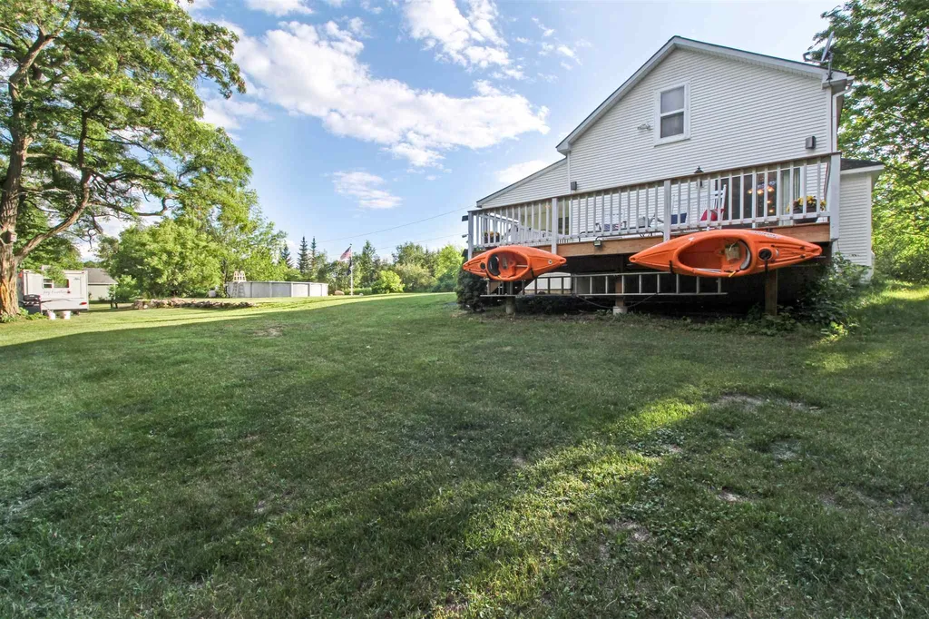 22 Hodgekins Place North Grand Isle VT 05458