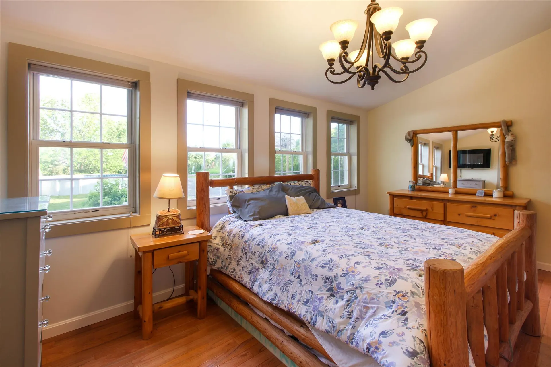 22 Hodgekins Place North Grand Isle VT 05458