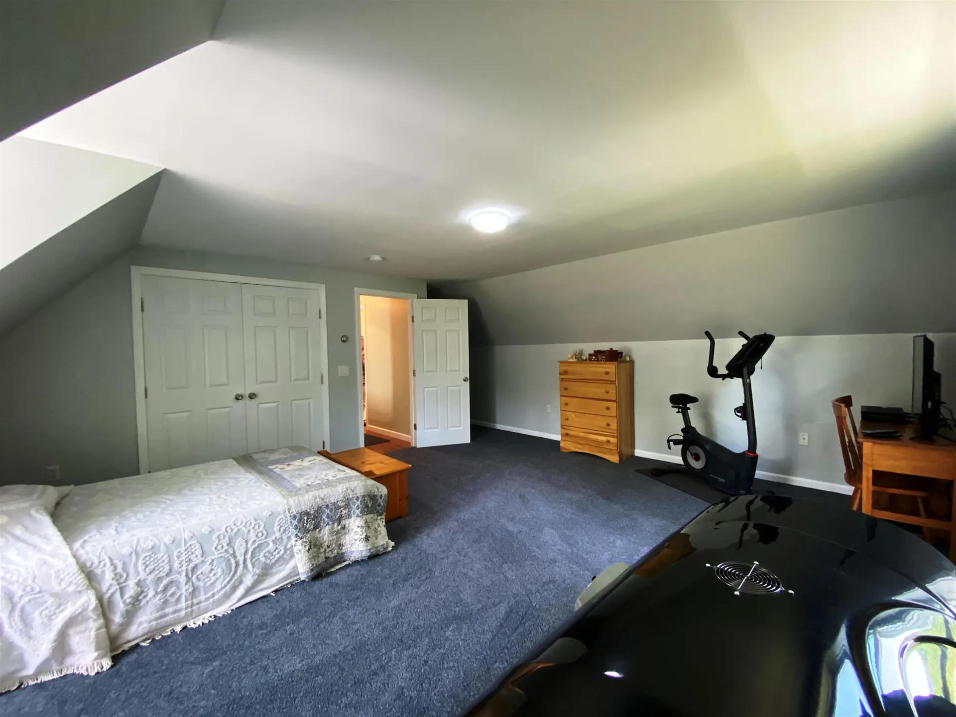28 Rockwood Avenue Jefferson NH 03583
