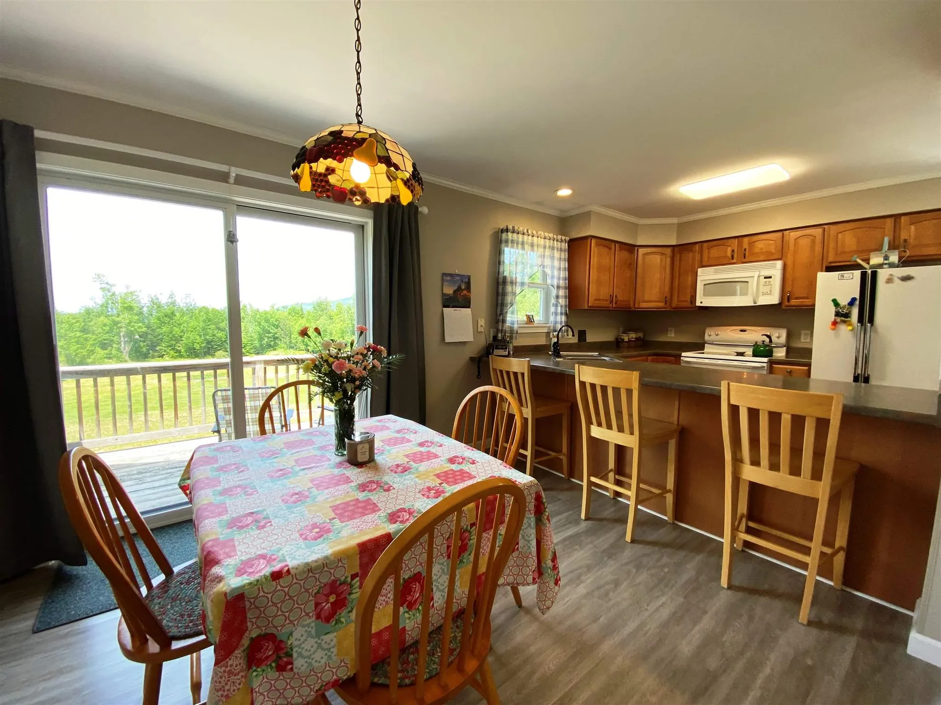 28 Rockwood Avenue Jefferson NH 03583