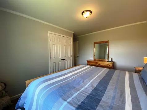 28 Rockwood Avenue Jefferson NH 03583