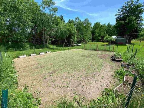 28 Rockwood Avenue Jefferson NH 03583
