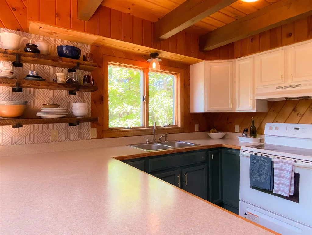 19 Juniper Meadow Road Danbury NH 03230