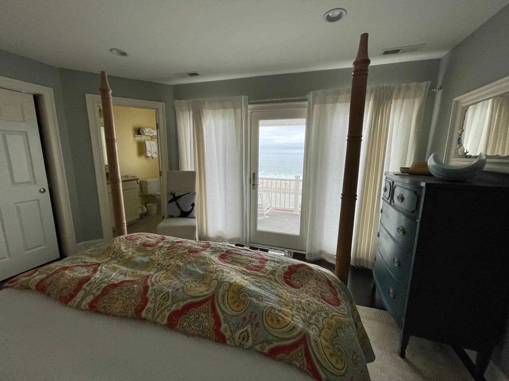 707 Ocean Boulevard Hampton NH 03842