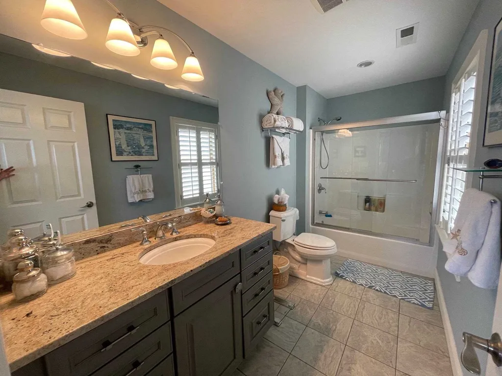 707 Ocean Boulevard Hampton NH 03842