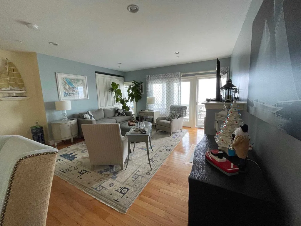 707 Ocean Boulevard Hampton NH 03842