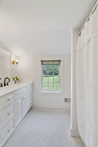 2 Goodfellow Road Hanover NH 03755